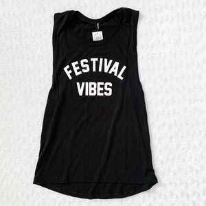 NWT-PRIVATE PARTY Festival Vibes Muscle Ta…